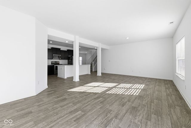 6507 W Whispering Way, Greenfield, IN 46140