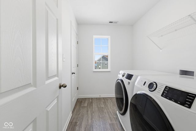 6507 W Whispering Way, Greenfield, IN 46140