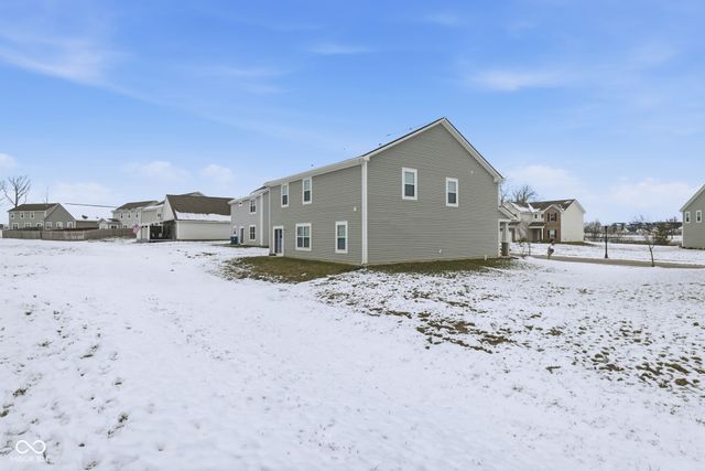 6507 W Whispering Way, Greenfield, IN 46140
