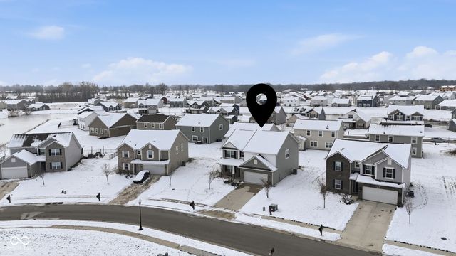 6507 W Whispering Way, Greenfield, IN 46140