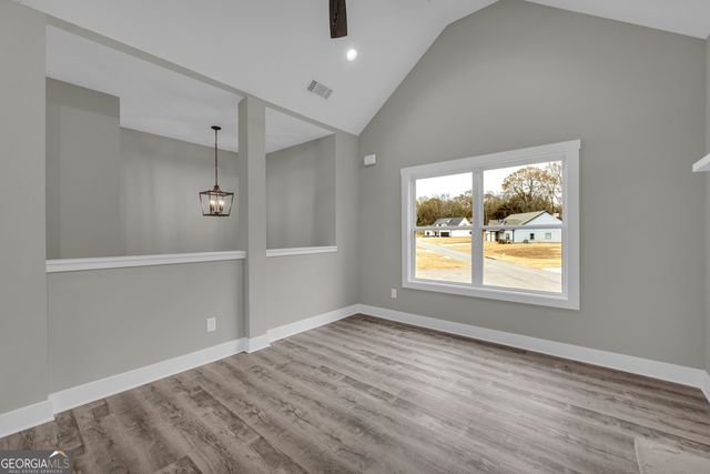 129 Crane Street, Maysville, GA 30558