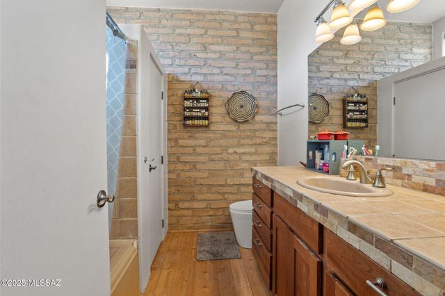 3021 N Gaia Place, Tucson, AZ 85745