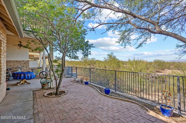 3021 N Gaia Place, Tucson, AZ 85745