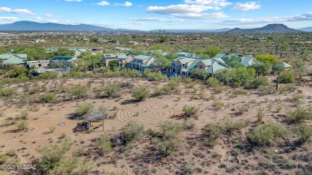 3021 N Gaia Place, Tucson, AZ 85745