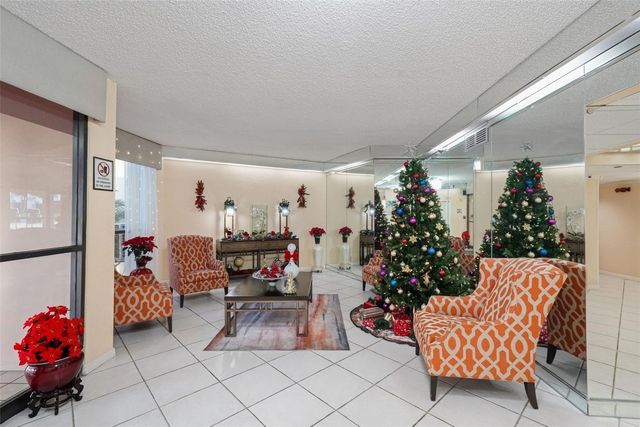 1300 Saint Charles Place 507, Pembroke Pines, FL 33026