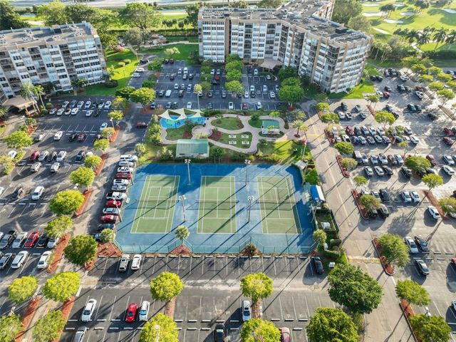 1300 Saint Charles Place 507, Pembroke Pines, FL 33026