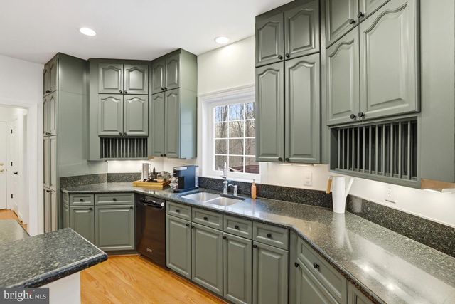 13535 FROST DR, Nokesville, VA 20181
