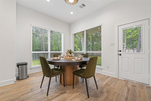 321 Mullins Court, Montgomery, TX 77316