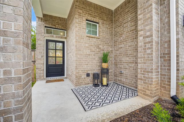 321 Mullins Court, Montgomery, TX 77316