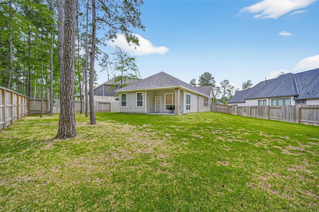 321 Mullins Court, Montgomery, TX 77316