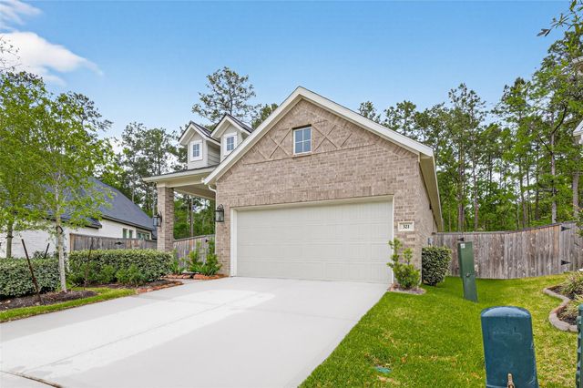 321 Mullins Court, Montgomery, TX 77316