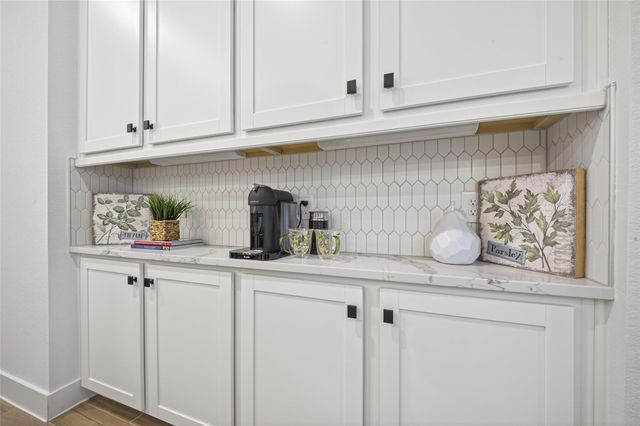 321 Mullins Court, Montgomery, TX 77316