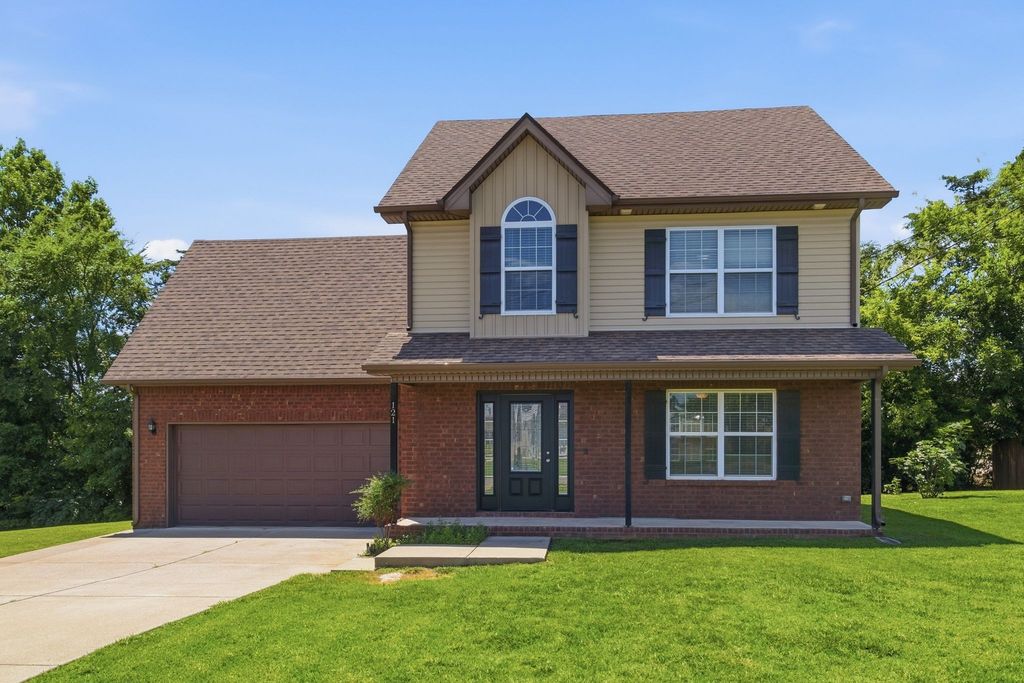 121 Pledge Ct, La Vergne, TN 37086
