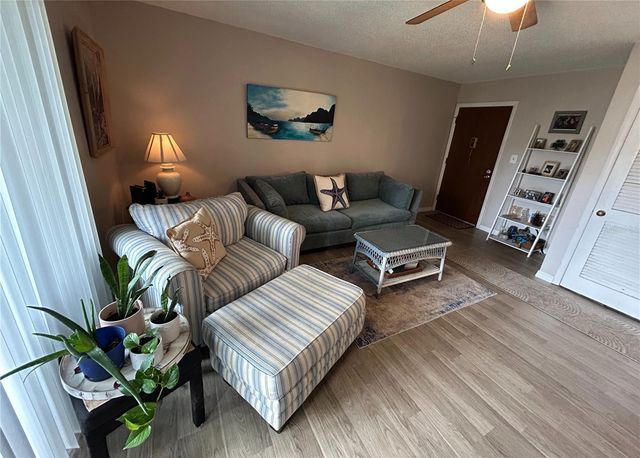 127 SPRINGWOOD CIRCLE D, Longwood, FL 32750