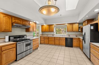 860 Fifth Avenue, Gold Hill, OR 97525
