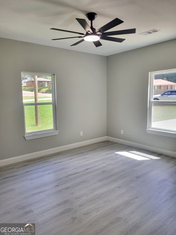 4305 22nd Avenue, Valley, AL 36854