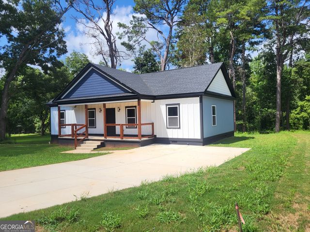4305 22nd Avenue, Valley, AL 36854