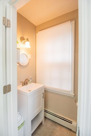 4 Boyden Rd, Holden, MA 01520