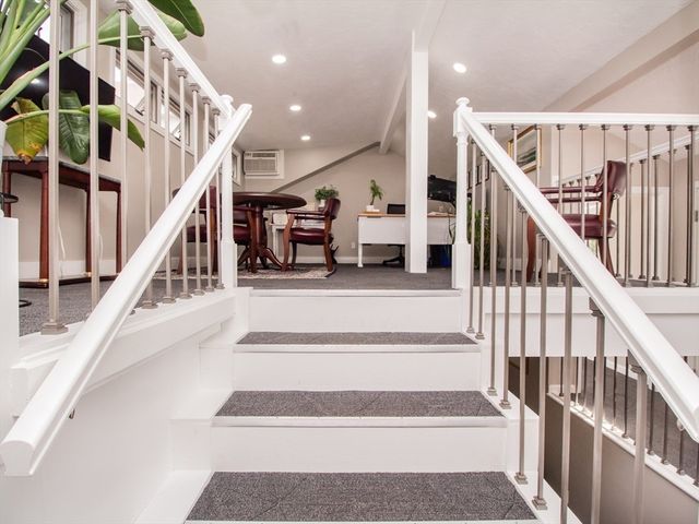 4 Boyden Rd, Holden, MA 01520