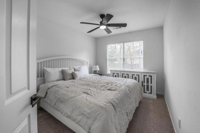 75 Autumn Branch Drive, The Woodlands, TX 77382