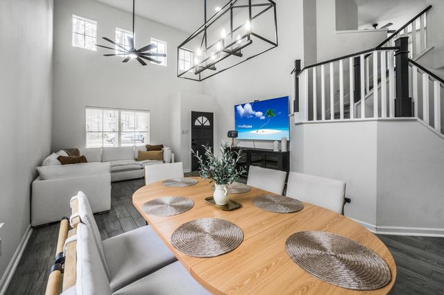 75 Autumn Branch Drive, The Woodlands, TX 77382