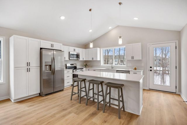 1111 Dorthy Lane, Elko New Market, MN 55054