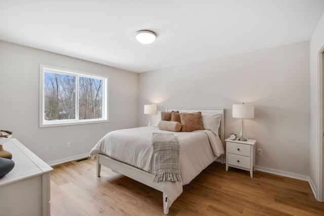 1111 Dorthy Lane, Elko New Market, MN 55054