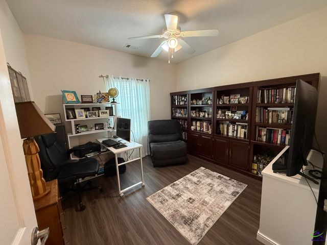 357 Spyglass Hill Drive, Perry, GA 31069