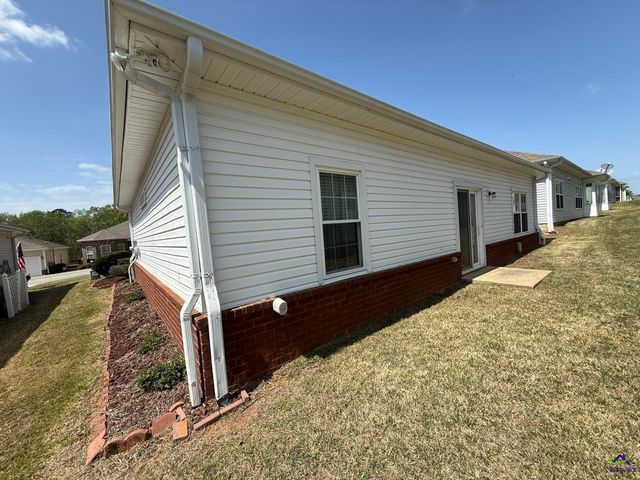 357 Spyglass Hill Drive, Perry, GA 31069