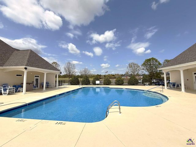357 Spyglass Hill Drive, Perry, GA 31069