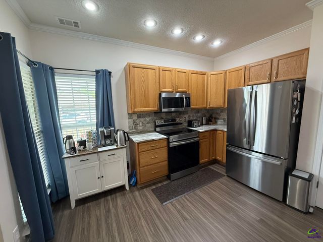 357 Spyglass Hill Drive, Perry, GA 31069