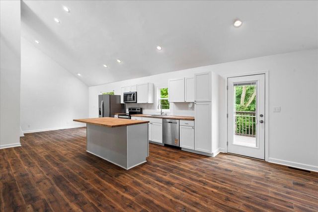 3452 Freeland Court, Lexington, KY 40502