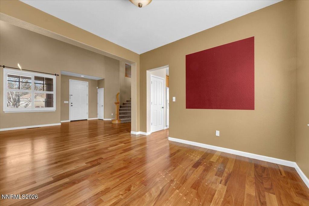 Image 10 of property listing at 2910 Deer Run Drive, Reno, NV 89509