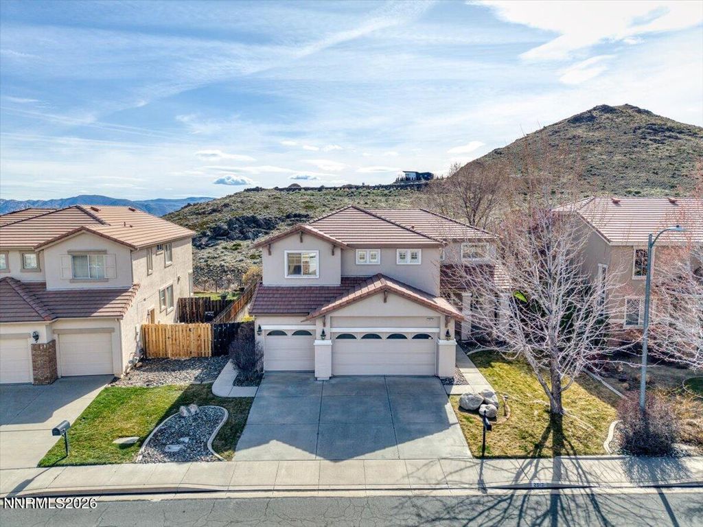 Image 2 of property listing at 2910 Deer Run Drive, Reno, NV 89509