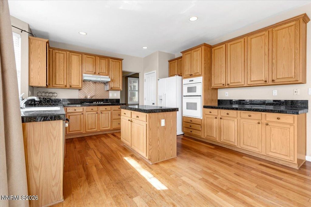 Image 25 of property listing at 2910 Deer Run Drive, Reno, NV 89509