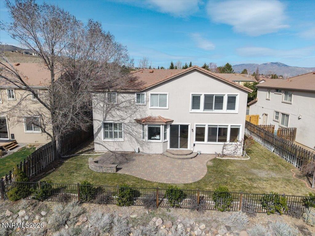 Image 3 of property listing at 2910 Deer Run Drive, Reno, NV 89509