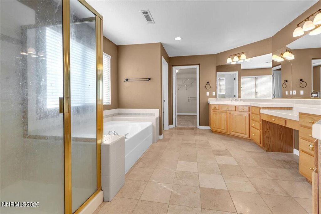 Image 31 of property listing at 2910 Deer Run Drive, Reno, NV 89509