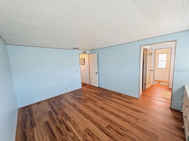 22 S BOBWHITE ROAD, Wildwood, FL 34785