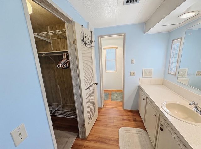 22 S BOBWHITE ROAD, Wildwood, FL 34785