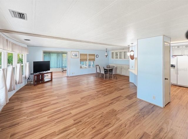 22 S BOBWHITE ROAD, Wildwood, FL 34785