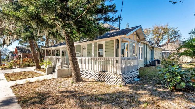 751 AVENUE D SW, Winter Haven, FL 33880