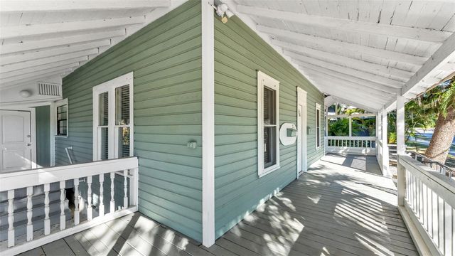 751 AVENUE D SW, Winter Haven, FL 33880