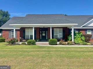 304 Dixieland Drive, Byron, GA 31008