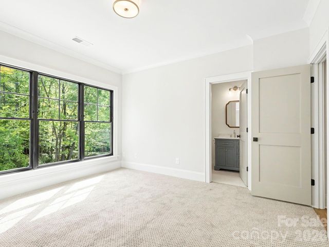 5967 Gate Post Road, Charlotte, NC 28211