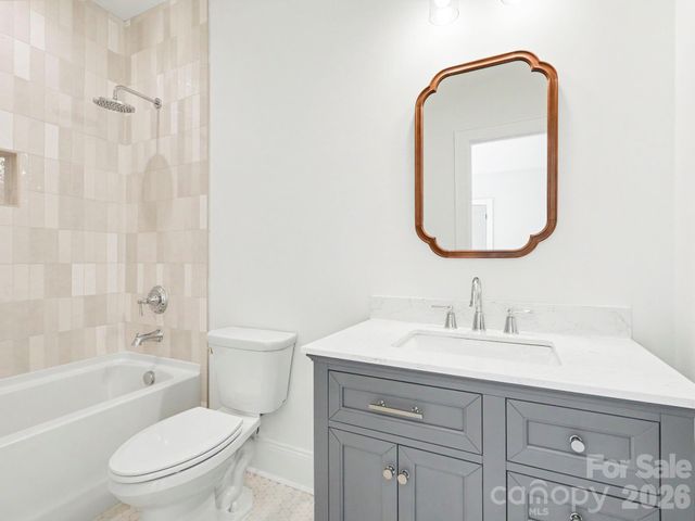 5967 Gate Post Road, Charlotte, NC 28211