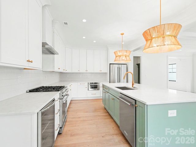 5967 Gate Post Road, Charlotte, NC 28211