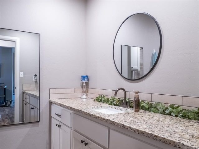 2136 SW 43rd Street, Lawton, OK 73505