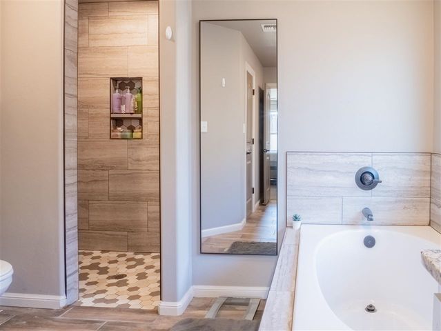 2136 SW 43rd Street, Lawton, OK 73505