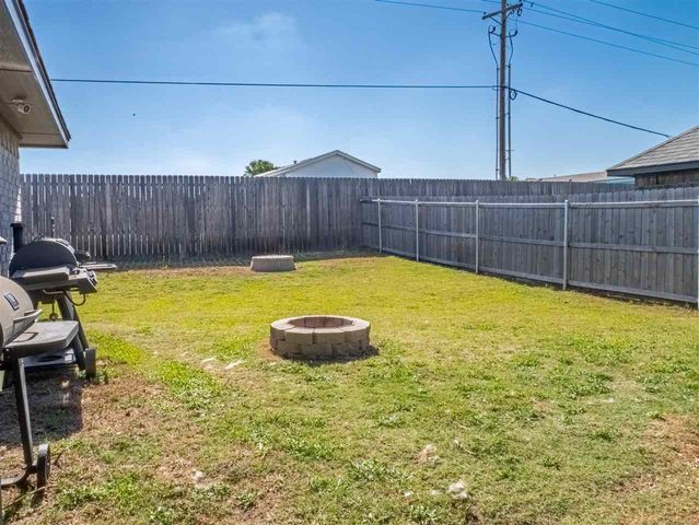 2136 SW 43rd Street, Lawton, OK 73505