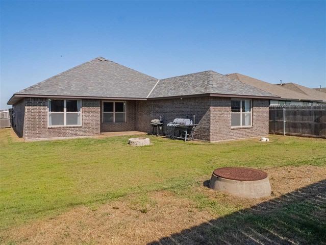 2136 SW 43rd Street, Lawton, OK 73505